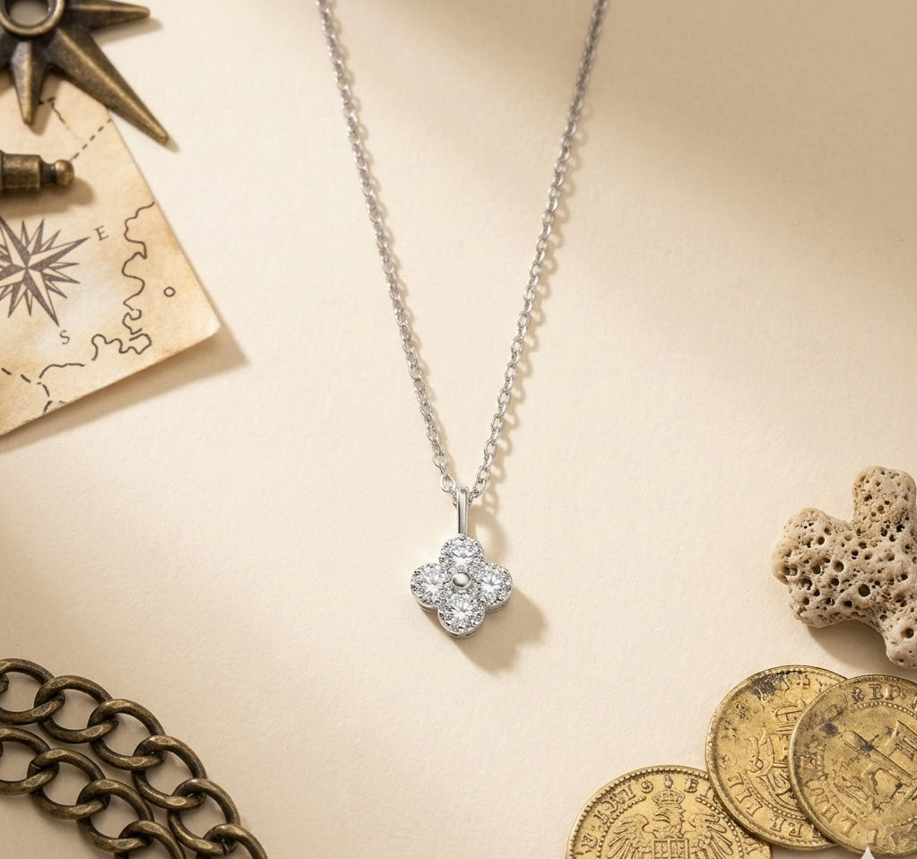 Clover Necklace