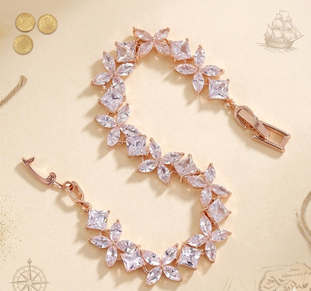 Quatrefoil Vault Bracelet